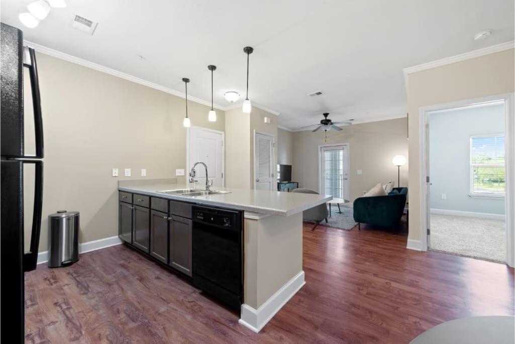 Viagem Perfect 1Br With Balcony Pool And Gym Apartment Myrtle Beach Exterior photo